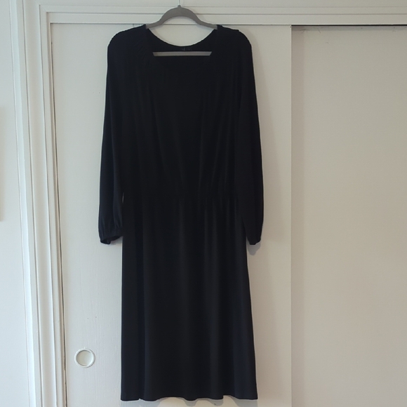 Black Sheath Dress with Bishop Sleeves for Work - Picture 1 of 4